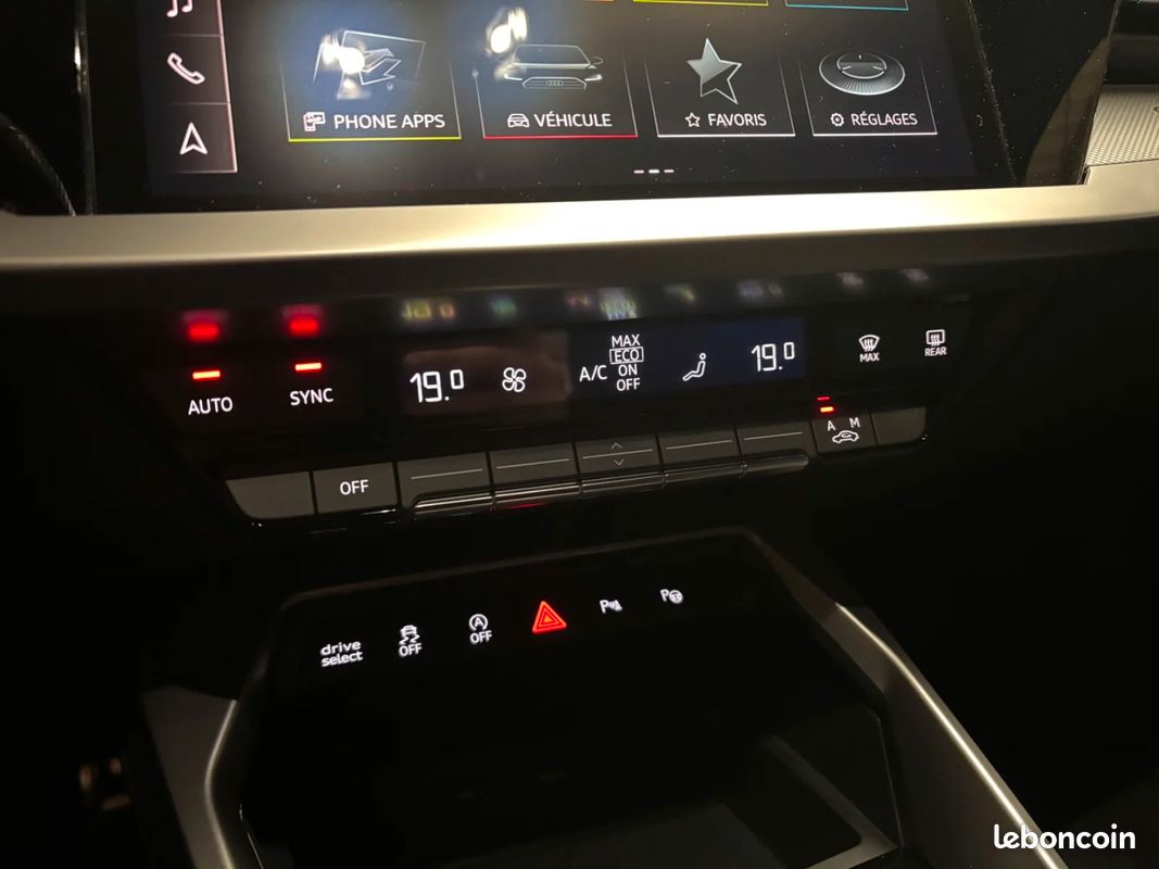 Audi A3 Sportback 35 TFSI Mild Hybrid 150 S tronic 7 (image 21)