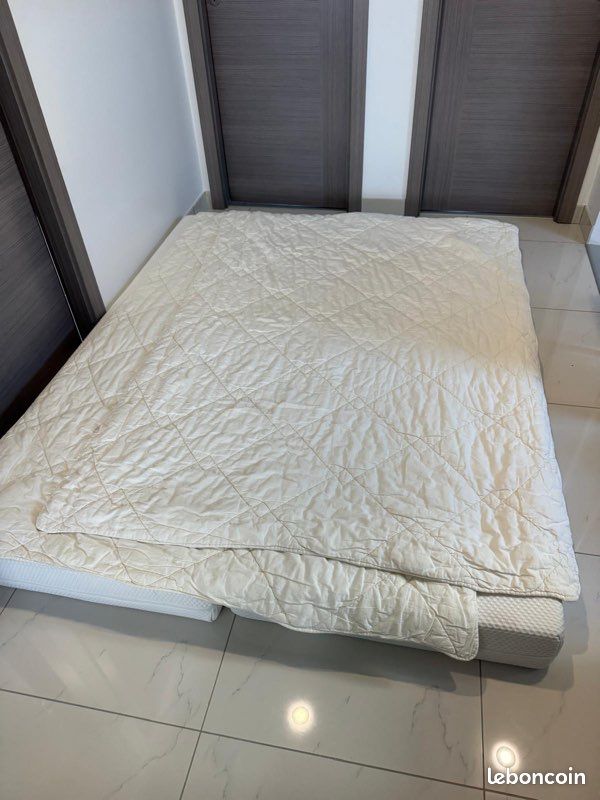 Lot 2 matelas + 2 couettes (image 3)