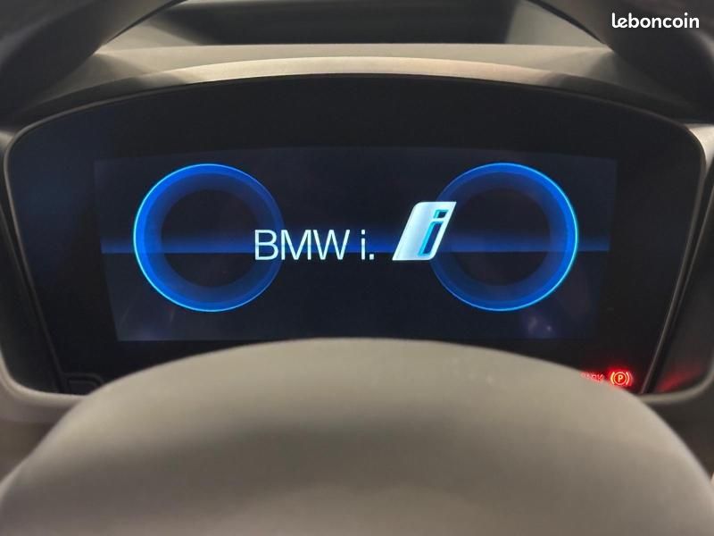 Bmw i8 Roadster 374ch (image 16)