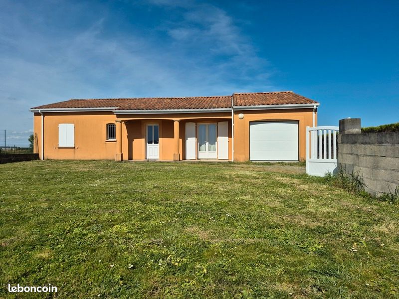 Maison 4 pièces 111 m² · à Saint-Coutant-le-Grand · 111 m² · 238 500 €