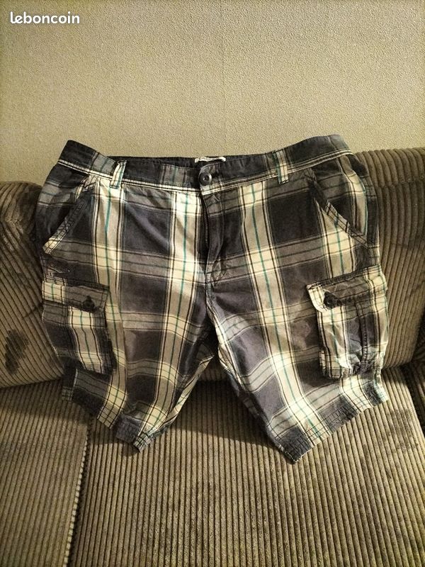 Bermudas Taille 46 la Halle et Creeks Vêtements