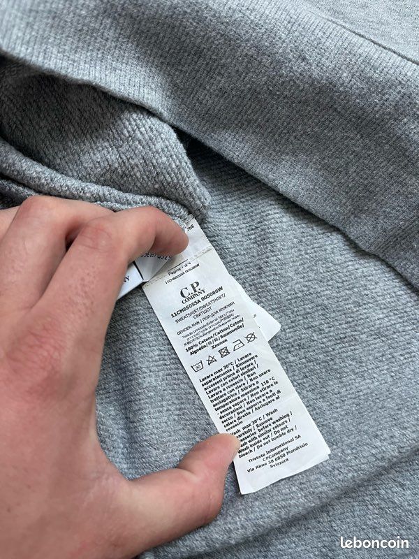 Sweats et pulls pour Homme à petits prix - DM'Sports