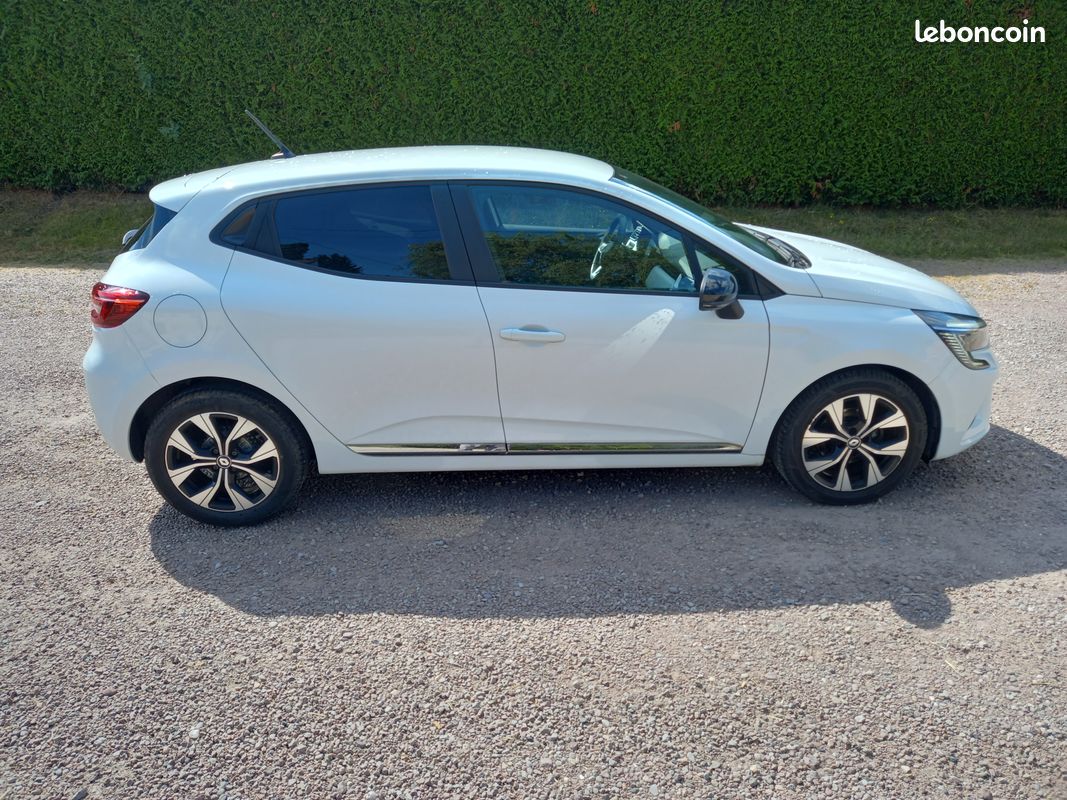 Clio V societe sce 65 evoution gps seulement 40891 kms garantie 12 mois partout en france (image 6)