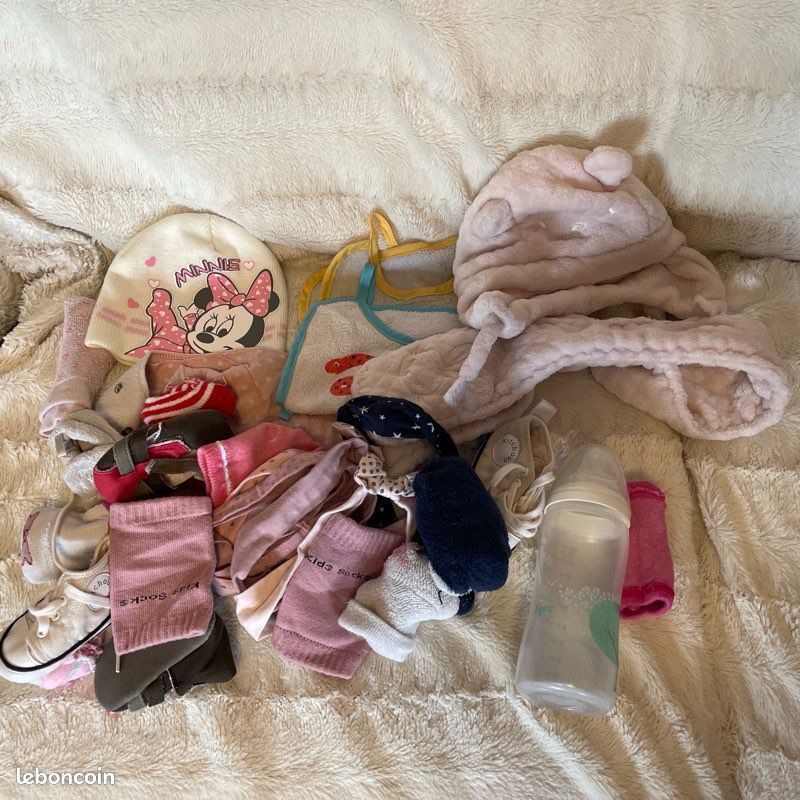 Accessoires 0/6 mois fille (image 1)