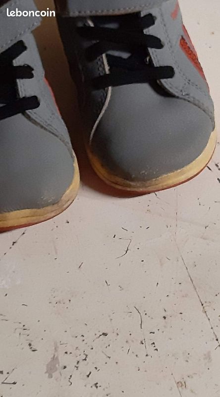 Chaussure Reebook Roi Lion (image 4)