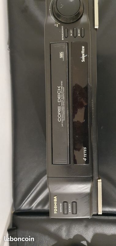 Magnétoscope TOSHIBA V401EF - Photo, audio & vidéo