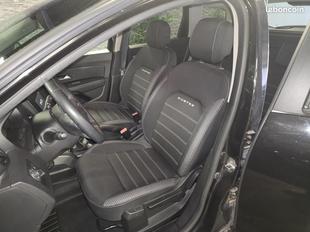 DACIA DUSTER 1.3 TCe - 150 - 4x4 II Prestige (image 13)