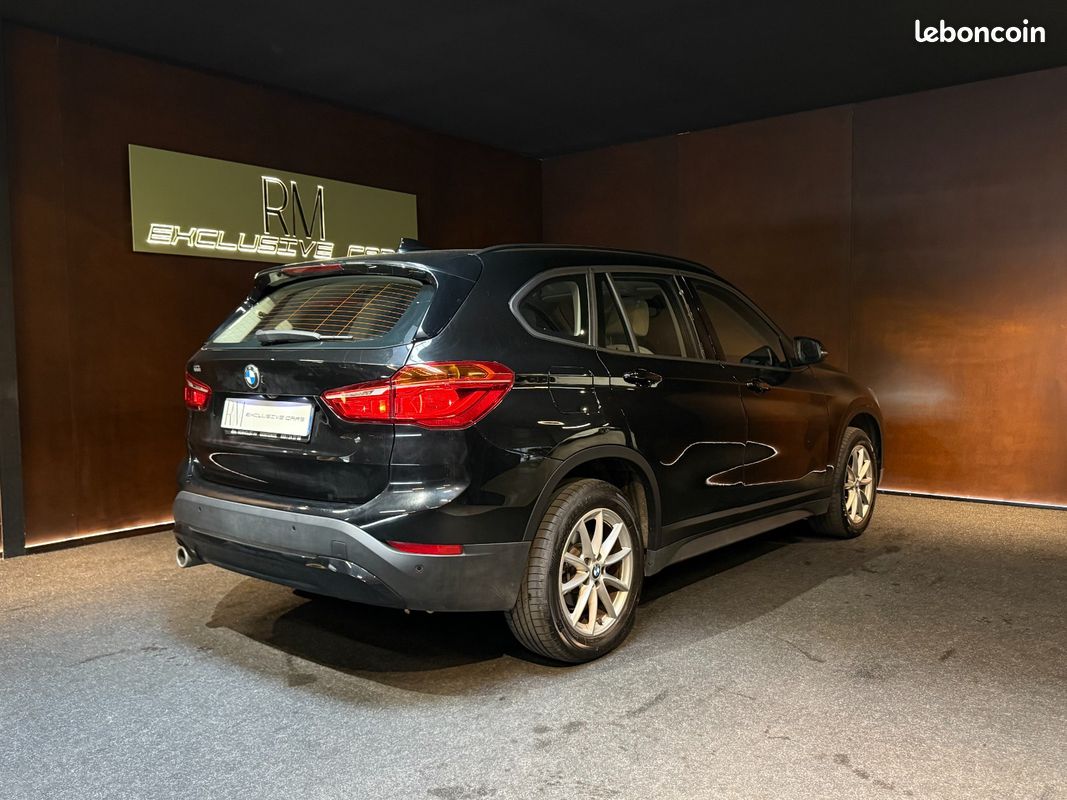 BMW X1 sDrive 18i Business Steptronic 1ère Main / Caméra (image 9)