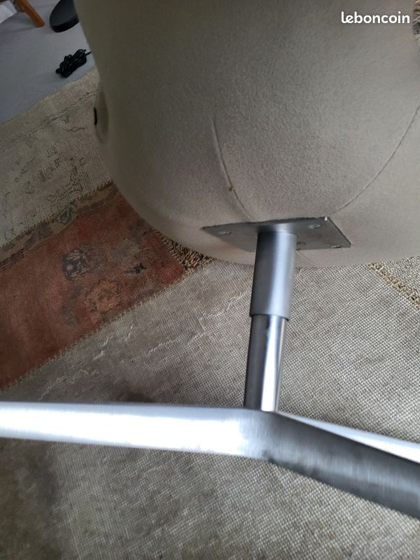 QUASI-NEUF - Fauteuil SWAN (image 6)