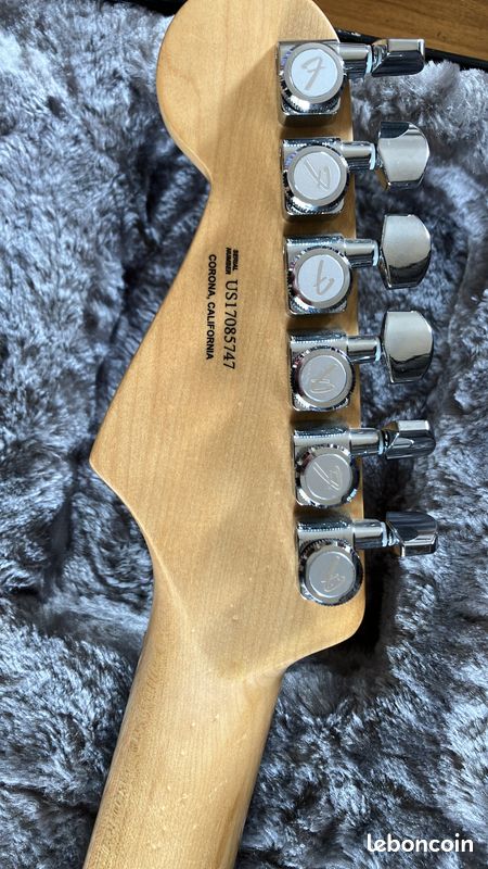 Fender Stratocaster American ELite Shawbucker HSS (image 4)