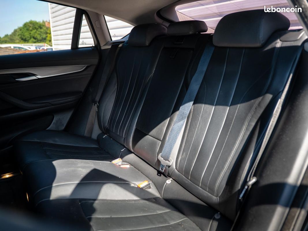 BMW X6 xDrive 30d - BVA F16 F86 (image 12)