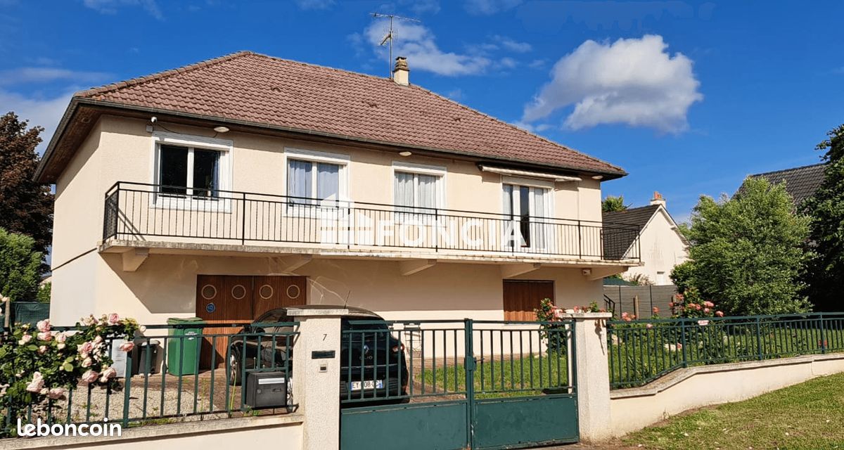 Maison 6 pièces 111 m² · à Saint-Jean-le-Blanc · 111 m² · 296 000 €