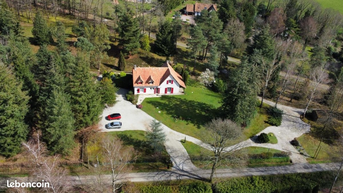 Maison 7 pièces 195 m² · à Lavardin · 195 m² · 428 900 €