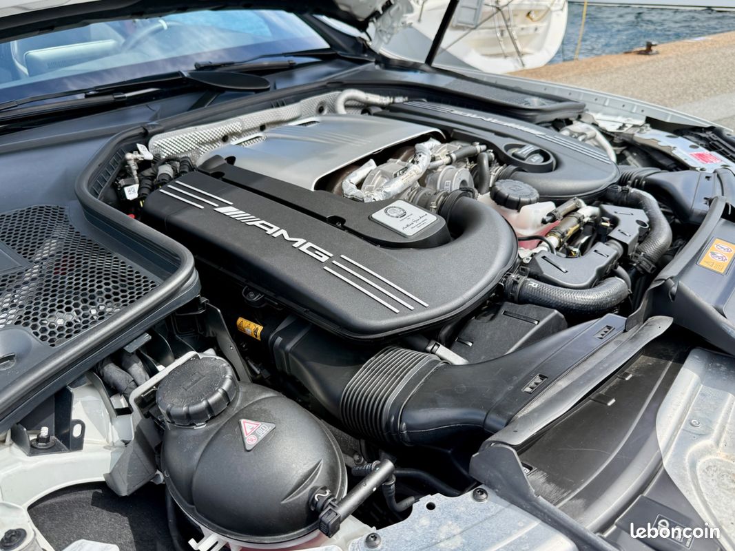 MERCEDES-BENZ CLASSE C C63 S AMG T 4.0 V8 BI-TURBO 510CH DCT + DE 20ke D'OPTIONS TO ECHAP SPORT CAM 360 FULL OPTIONS +++ (image 36)