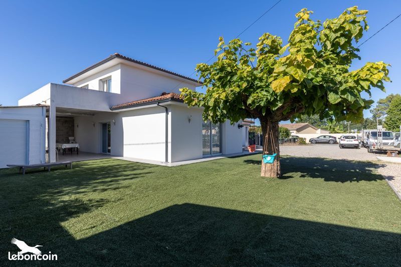 Maison 6 pièces 203 m² · à Izon · 203 m² · 472 500 €
