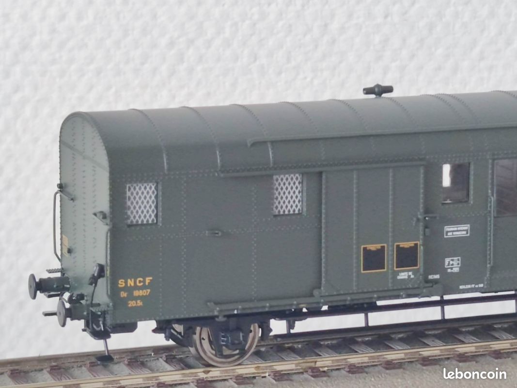 Fourgon OCEM 30 REE VB-108S – Modèle Réduit HO 1:87, 2 Portes Ouvrantes, Neuf