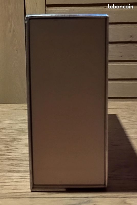 Boîte OZEE vide pour vous permettre de vendre votre fer à lisser avec une meilleure présentation sur le site leboncoin ou du même genre (image 6)