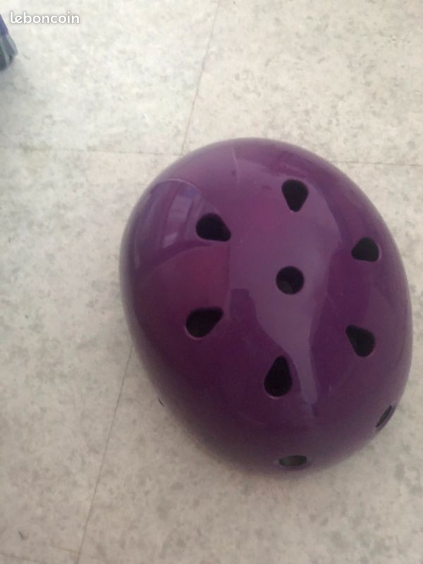 Casque +roller +équipement (image 1)