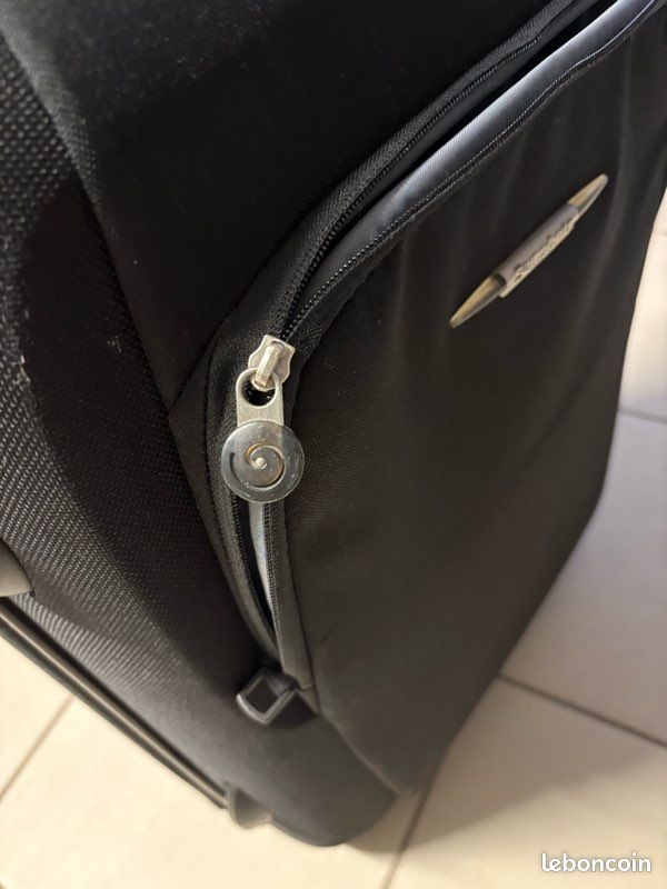 Donne valise samsonite (format cabine standard) (image 3)