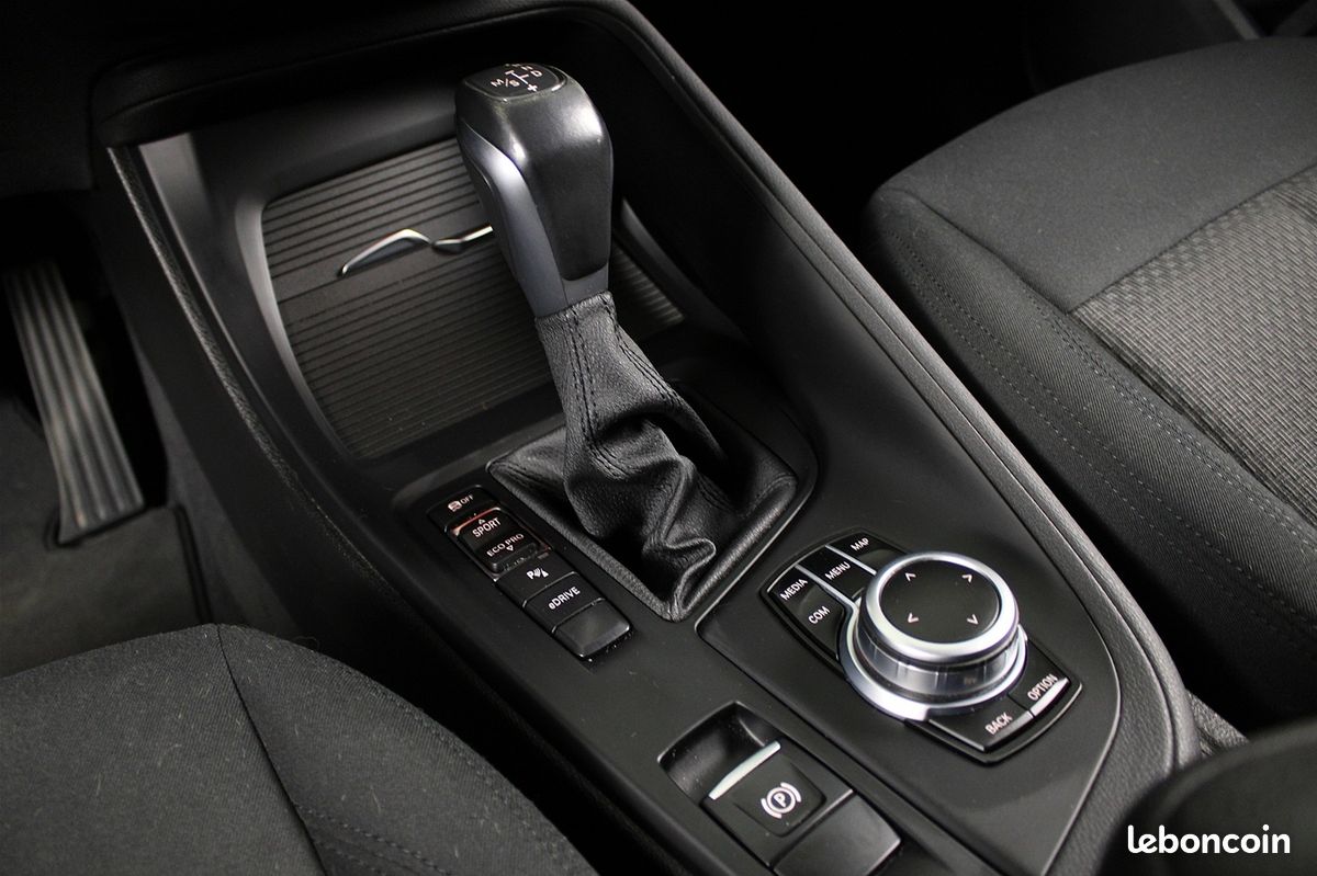 Bmw X1 (F48) XDRIVE25EA 220CH BUSINESS DESIGN (image 4)