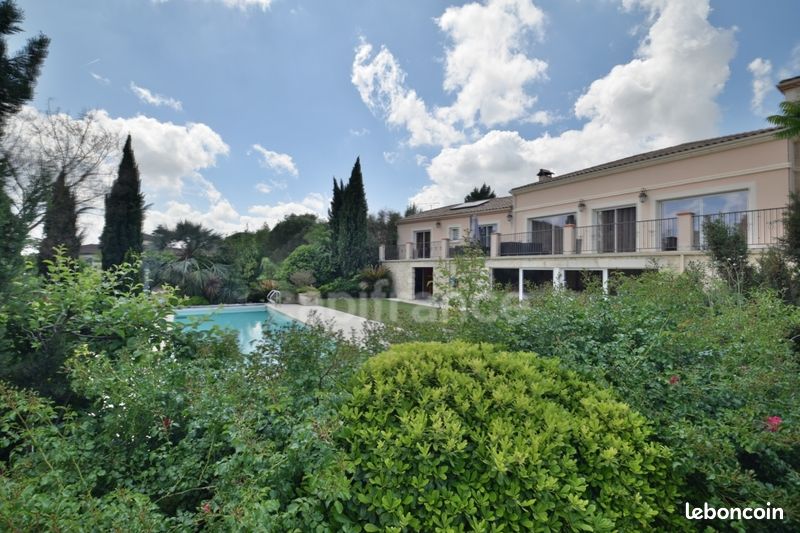 Maison 8 pièces 358 m² · à Marmande · 358 m² · 795 000 €