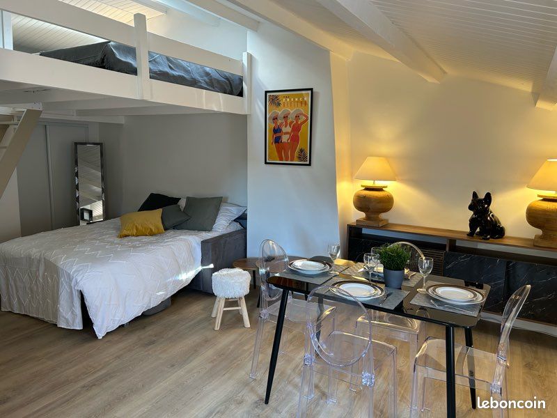 Coquet appartement dans la vieille ville d’Hyeres avec parking (image 3)