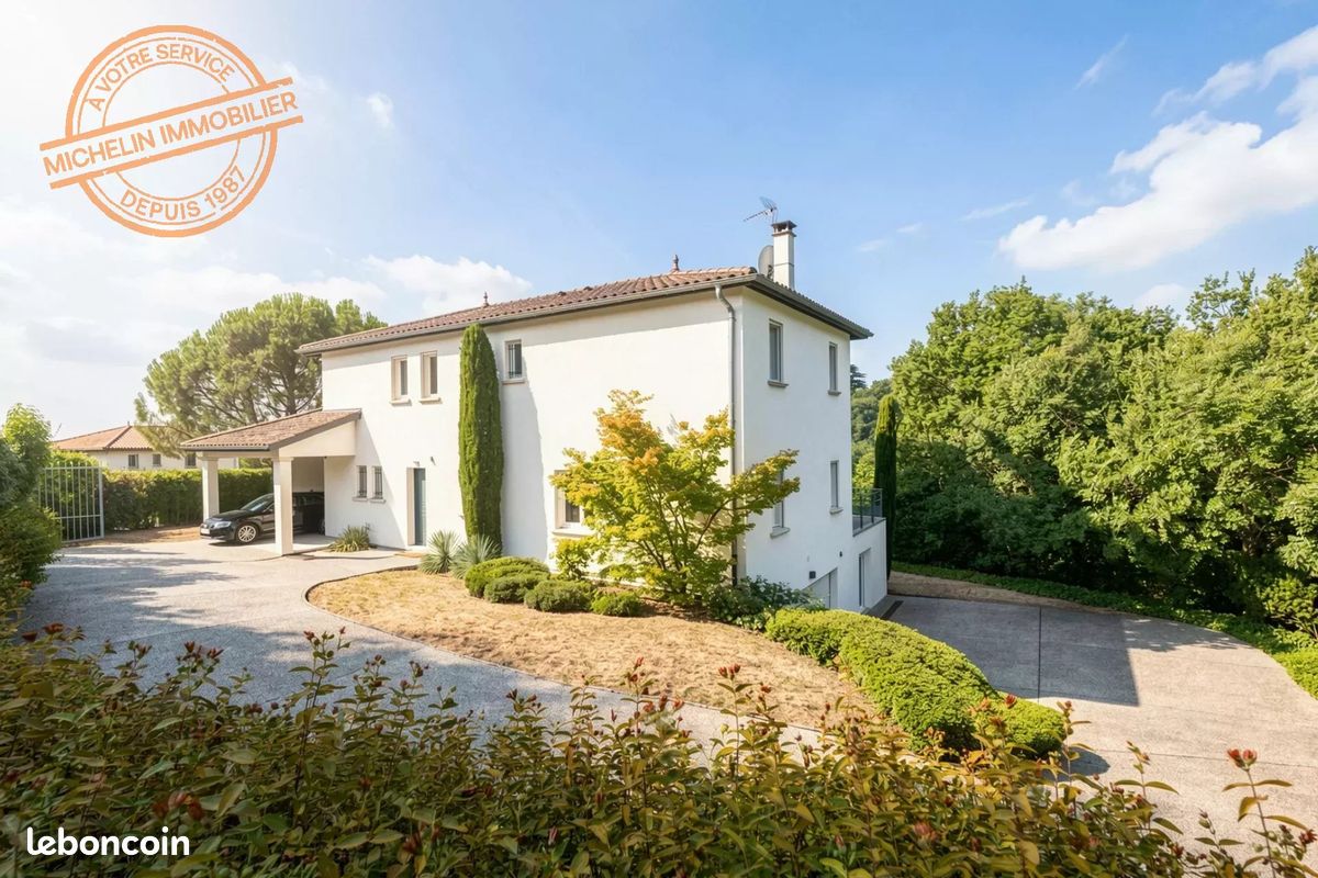 Maison 6 pièces 265 m² · à Saint-Didier-au-Mont-d'Or · 265 m² · 1 890 000 €