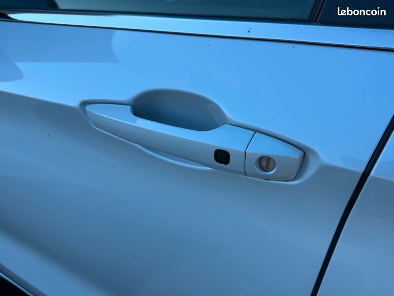 Mitsubishi Outlander PHEV Instyle 4WD (image 30)