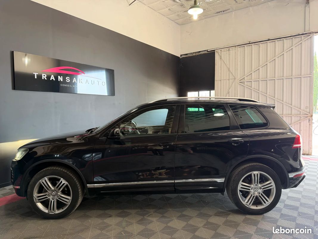 Volkswagen TOUAREG 3.0 V6 TDI 262 CH TIPTRONIC 8 4 Motion R-LINE (image 7)