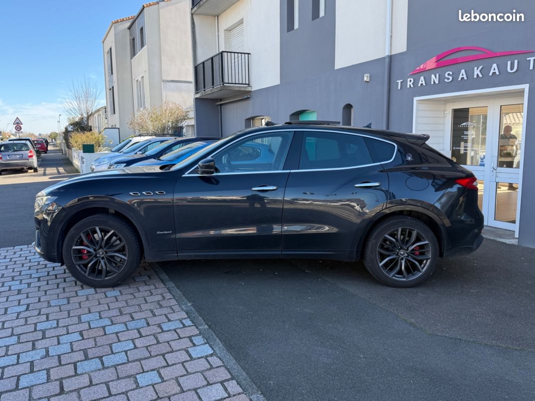 MASERATI LEVANTE 3.0 V6 Bi-Turbo 350 Q4 GranSport (image 2)