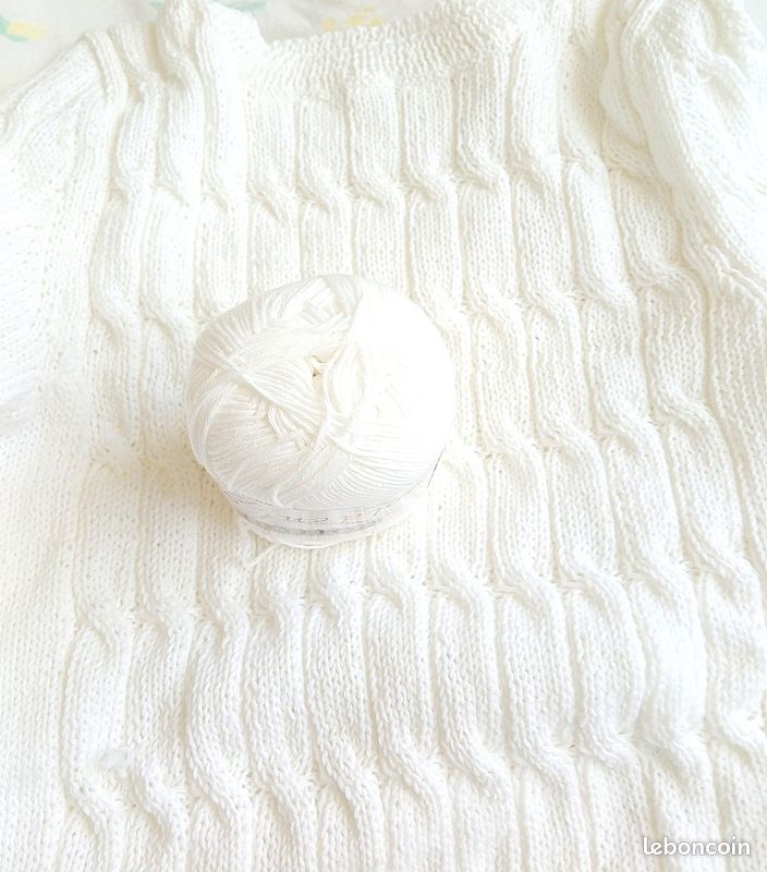 Lot 4 boutons vintage en nacre blanche laiteuse trous 1,7 cm G6D