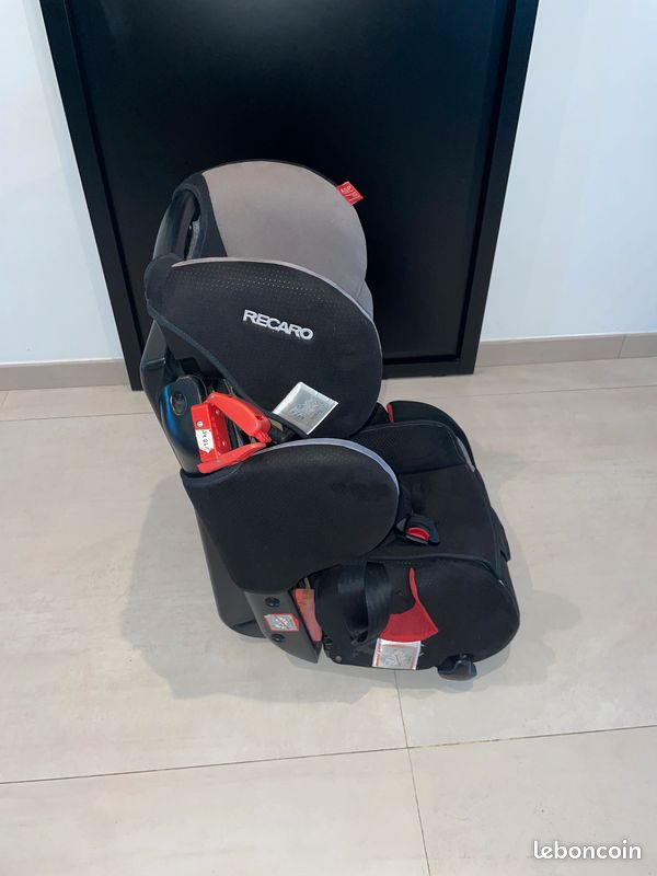 Siège auto 9/18 kg rouge et noir (image 3)