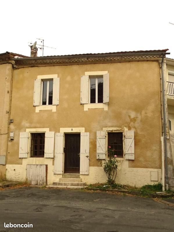 Maison 3 pièces 84 m² · à Mussidan · 84 m² · 70 000 €