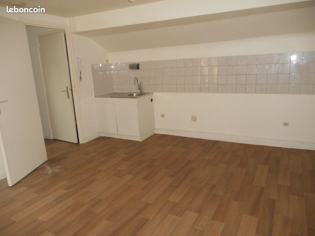 Appartement 2 pièces 47 m² · à Reims · 47 m² · 460 €