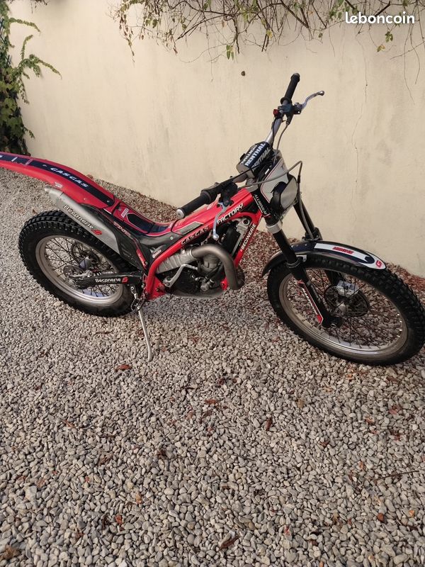 Moto de trial Gas Gas 125cm3 - Année 2010 (image 3)