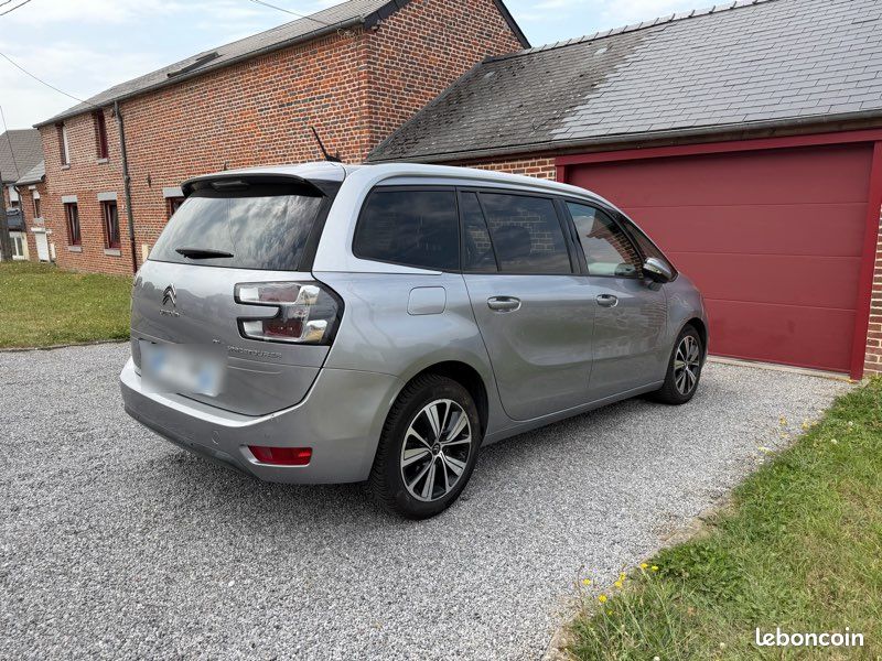 Citroën grand C4 spacetourer 7 places (image 1)