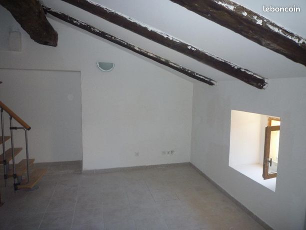 Studio 1 pièce 24 m²