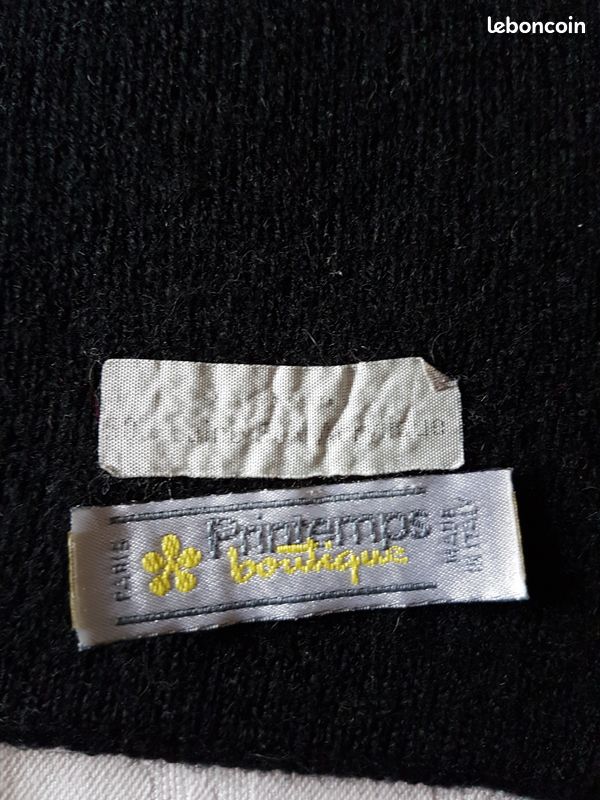 Echarpe noire PRINTEMPS avec broderie (image 3)