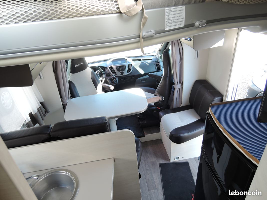Camping car Profilé Challenger 288 EB QUARTZ lit central - lit pavillon (image 7)