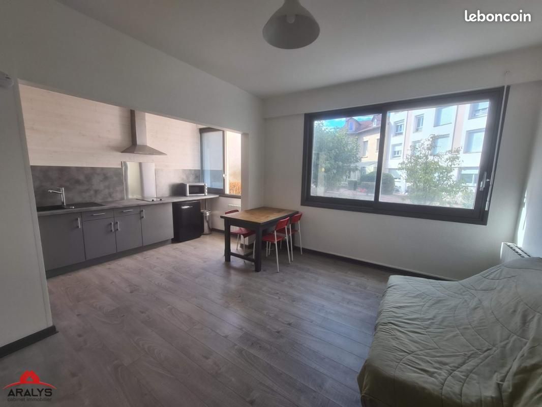 Appartement 1 pièce 26 m² · à Roanne · 26 m² · 400 €