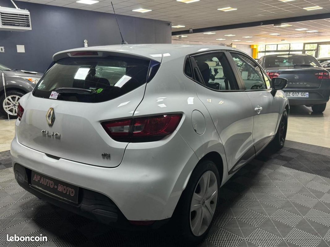 RENAULT CLIO 1.5 Energy dCi - 75 Euro 6 IV BERLINE Business PHASE 1 (image 6)