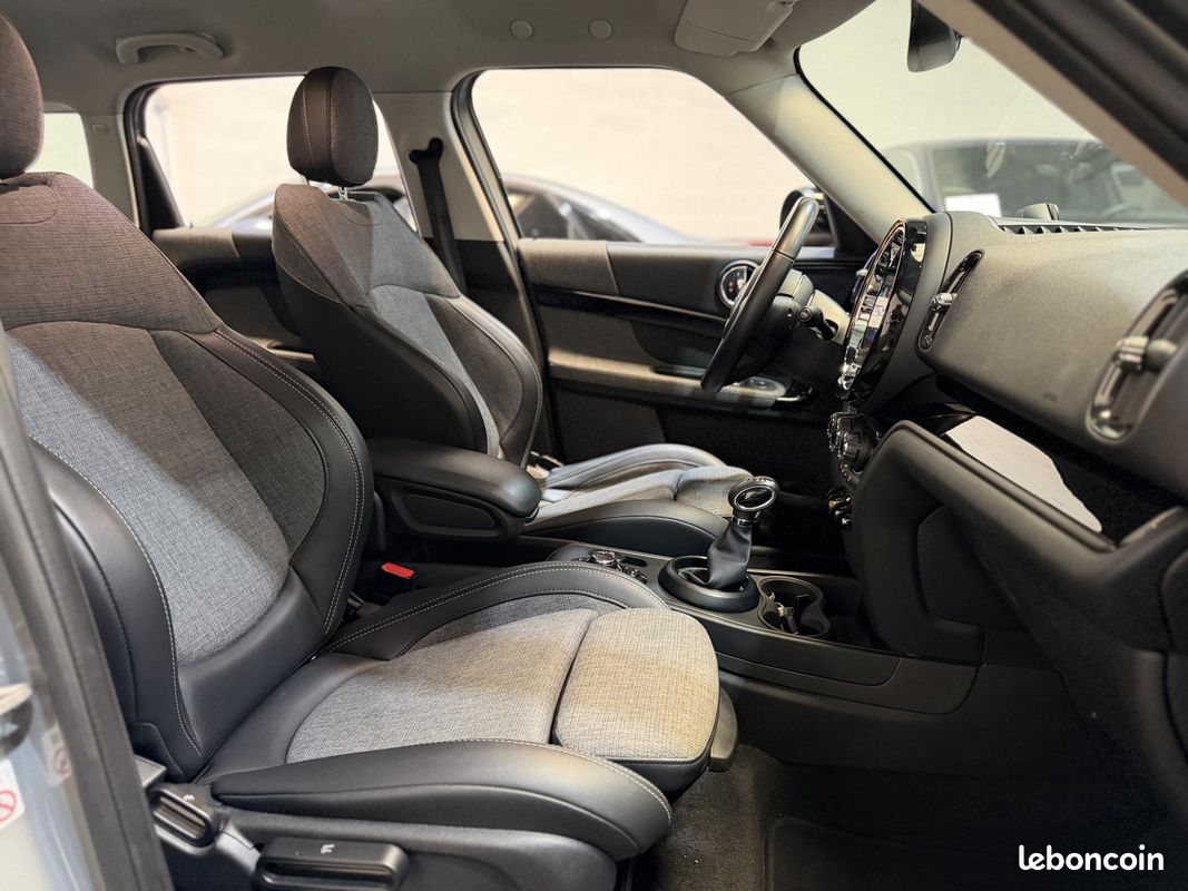 MINI COUNTRYMAN 1.5 Hybride 220 BVA F60 Cooper SE e-All4 Business DesigN - RÉVISÉ & GARANTIE 12 MO (image 29)