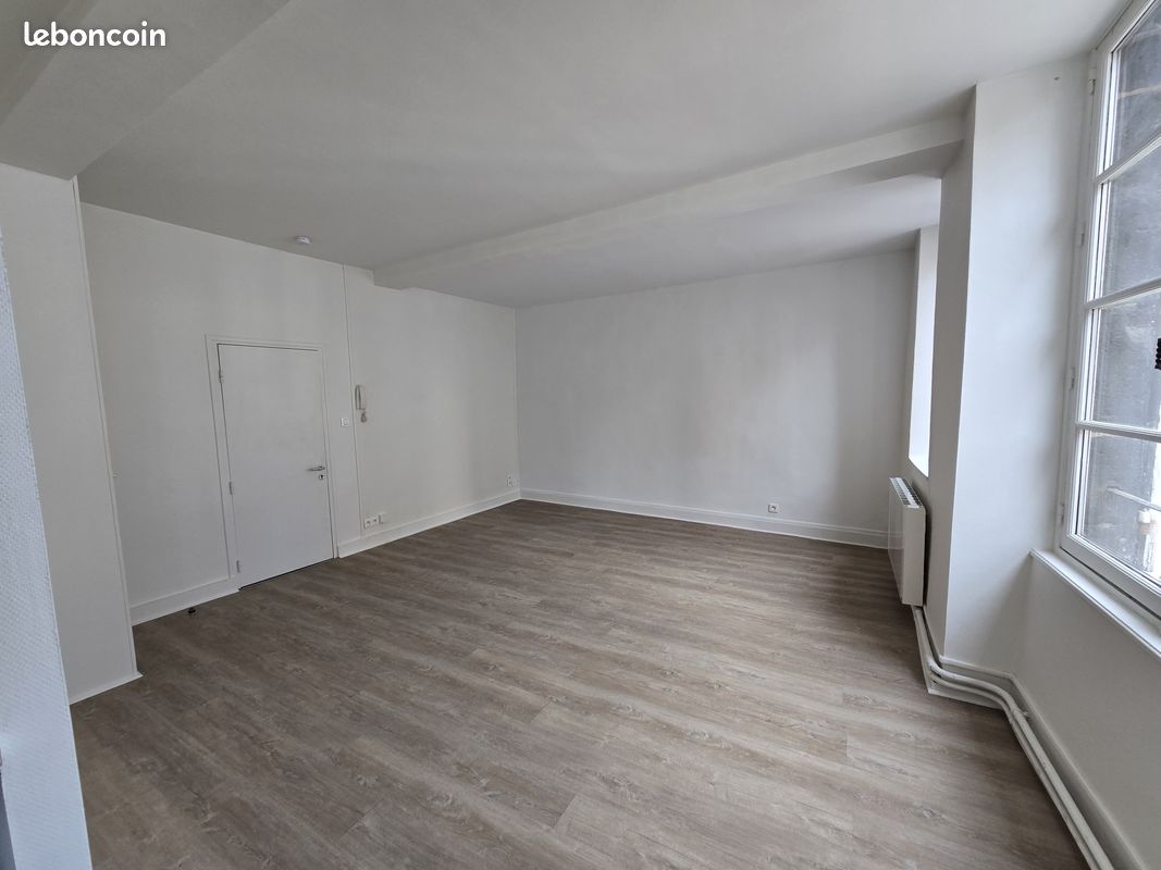 Appartement 1 pièce 34 m² · à Clermont-Ferrand · 34 m² · 425 €/mois