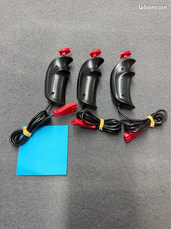 Circuit voiture carrera go ou évolution lot 3 poignées sans booster (image 1)