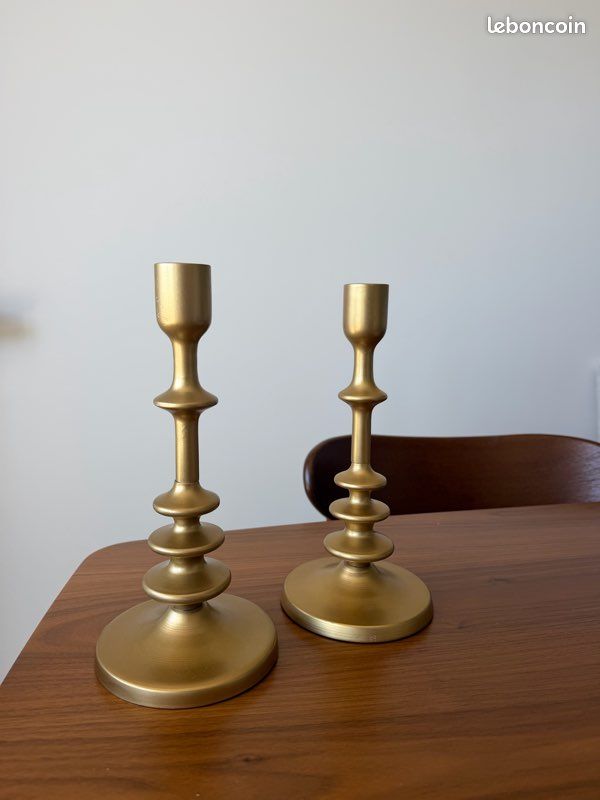 Bougeoirs dorés élégants – neufs (BUT) – déco chic (image 1)