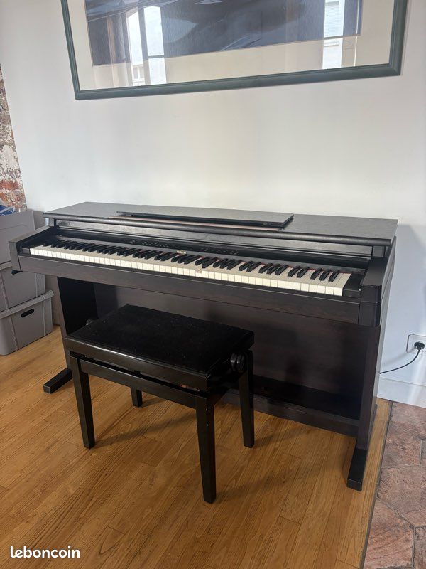 Piano Roland numérique (image 1)