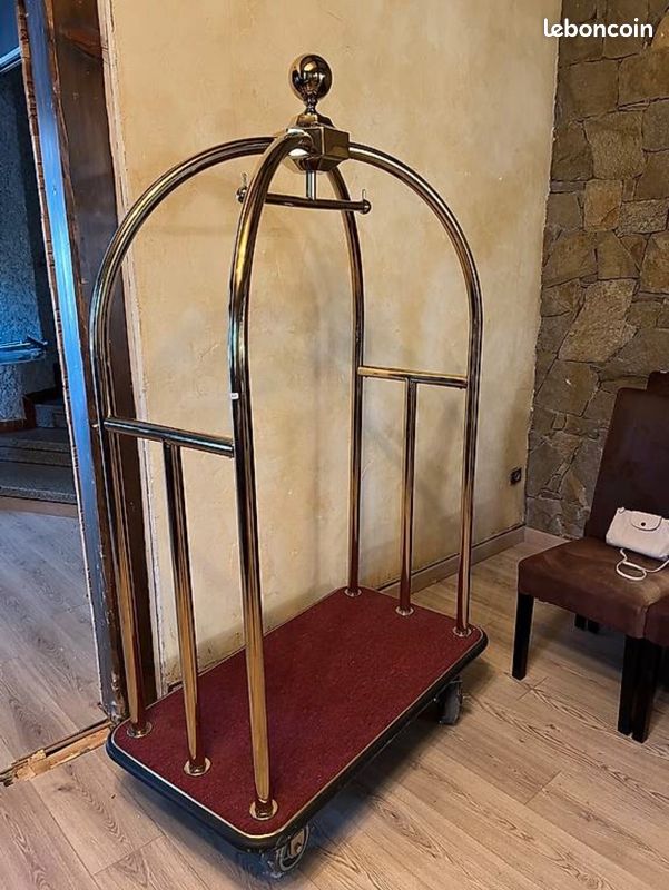 Porte-bagages Hotel de Luxe Neuf (image 1)
