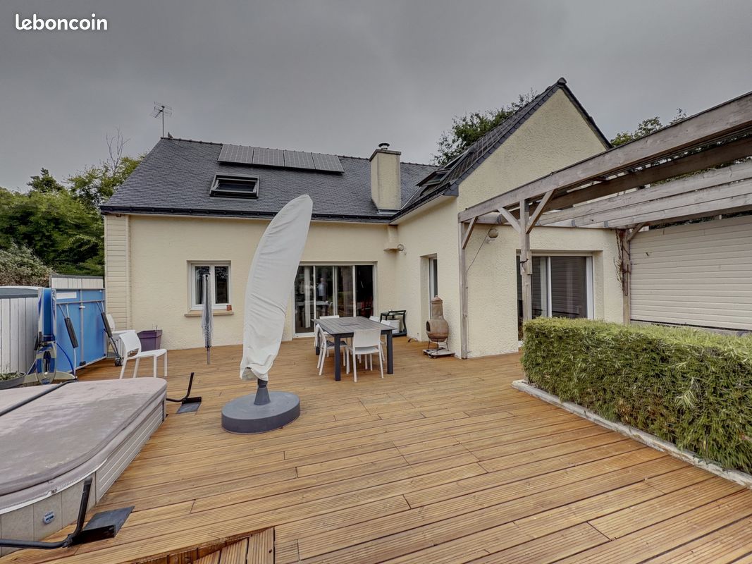 Maison 6 pièces 168 m² · à Locoal-Mendon · 168 m² · 566 500 €