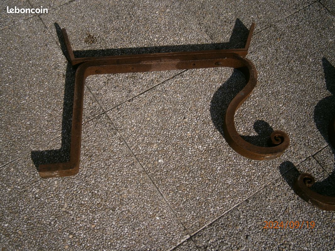 Pieds metaliques (image 2)