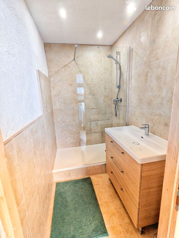 Maison 5 pièces 53 m² · à Gréoux-les-Bains · 53 m² · 130 000 €